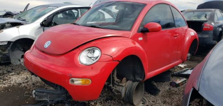 Junkyard Find: 2001 Volkswagen New Beetle Sport