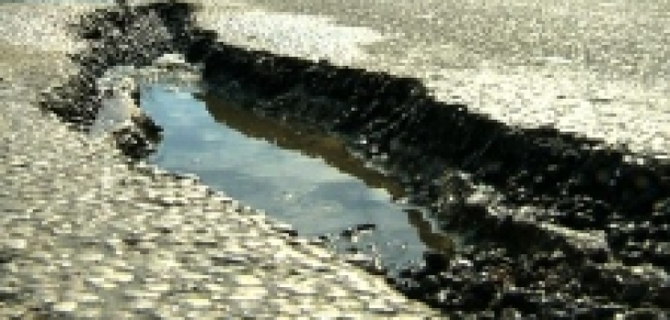 How Potholes Damage Your Vehicle